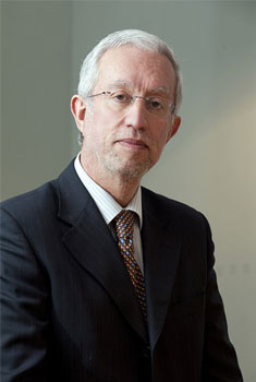 head-lawer
