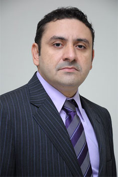 senior-lawyer
